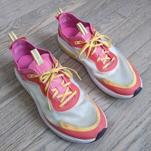 Nike Women's Multicolor Running Shoes